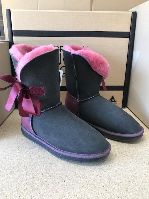 BLACK ROSE BETTY BOW UGG BOOTS Hot on Sale