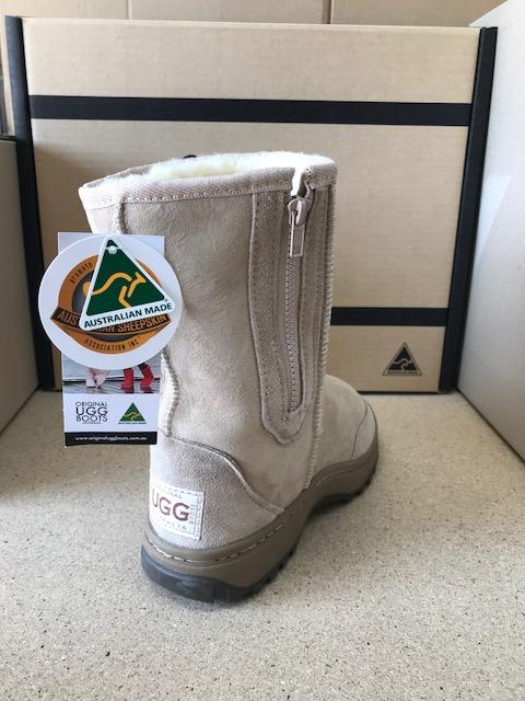 SAND SHORT ZIP RUGGED UGG BOOTS Online