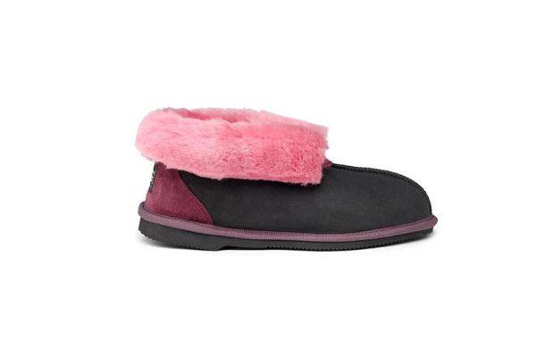 UGG Slippers - Limited Edition Sale