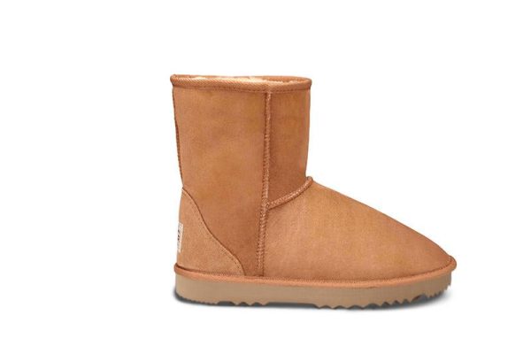 Deluxe UGG Boots For Discount