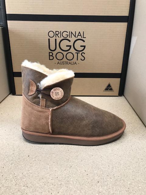 CHEST NAPA MINI BUTTON UGG BOOTS Discount