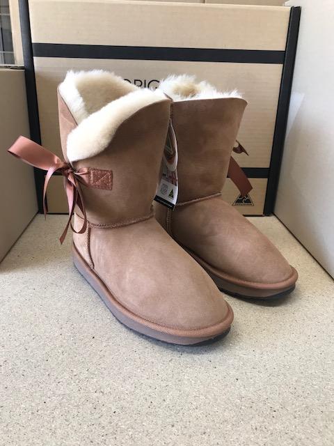 CHESTNUT BETTY BOW UGG BOOTS on Sale