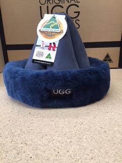 NAVY UGG HAT Fashion